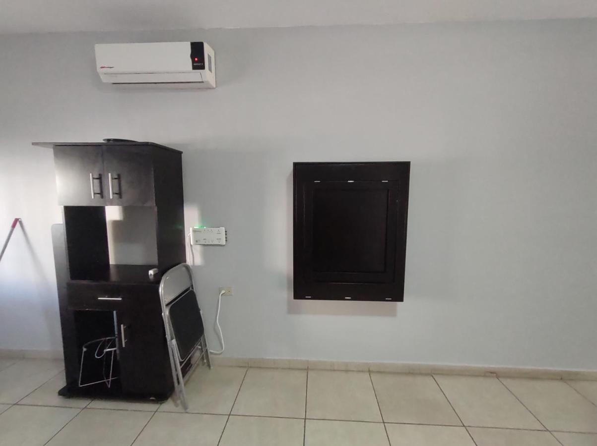 La Quinta Departamentos Apartment แอร์มอซิโญ ภายนอก รูปภาพ